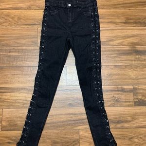 Divided High waisted black stretchy pants